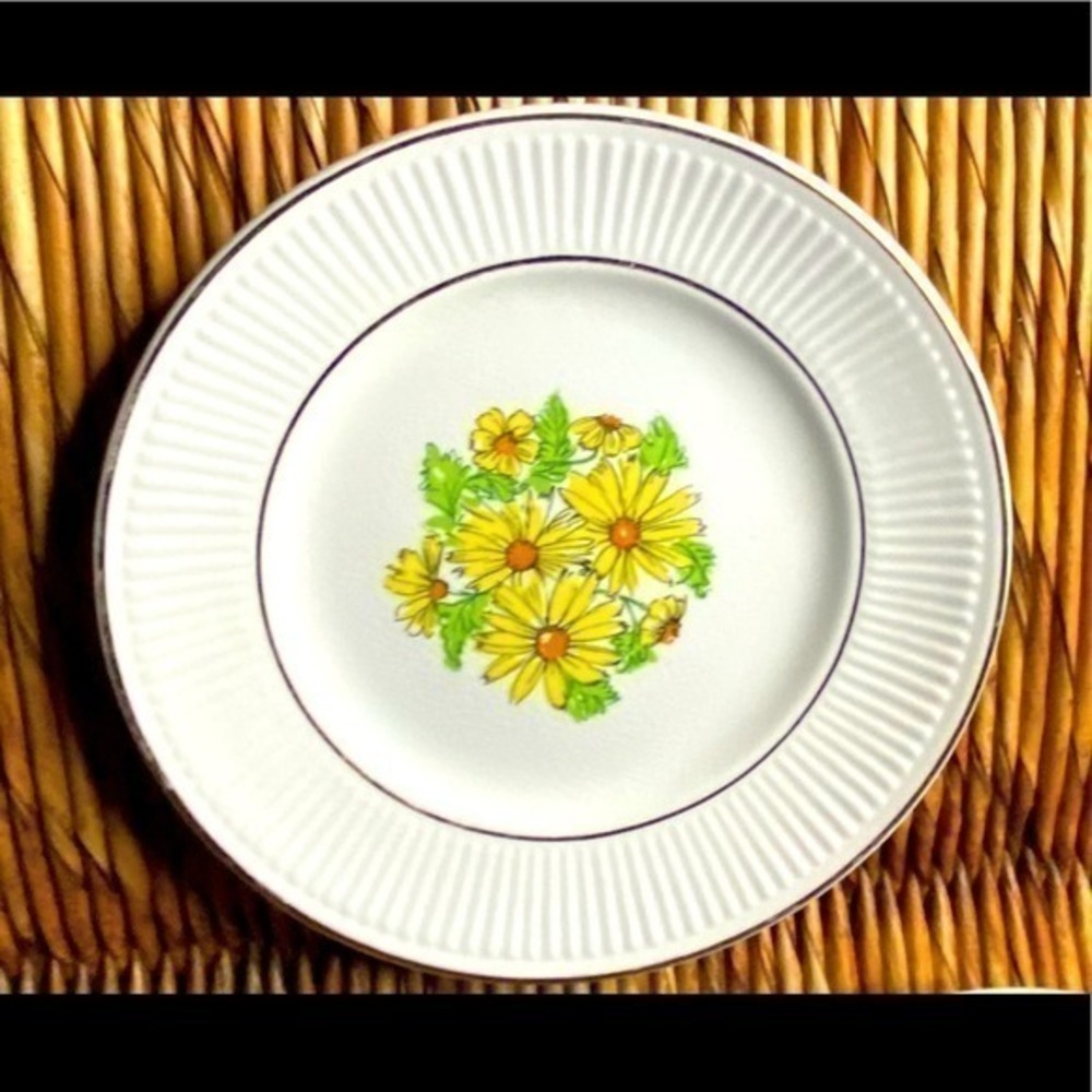 3 Vintage Staffordshire Summertime Bread‎ P…